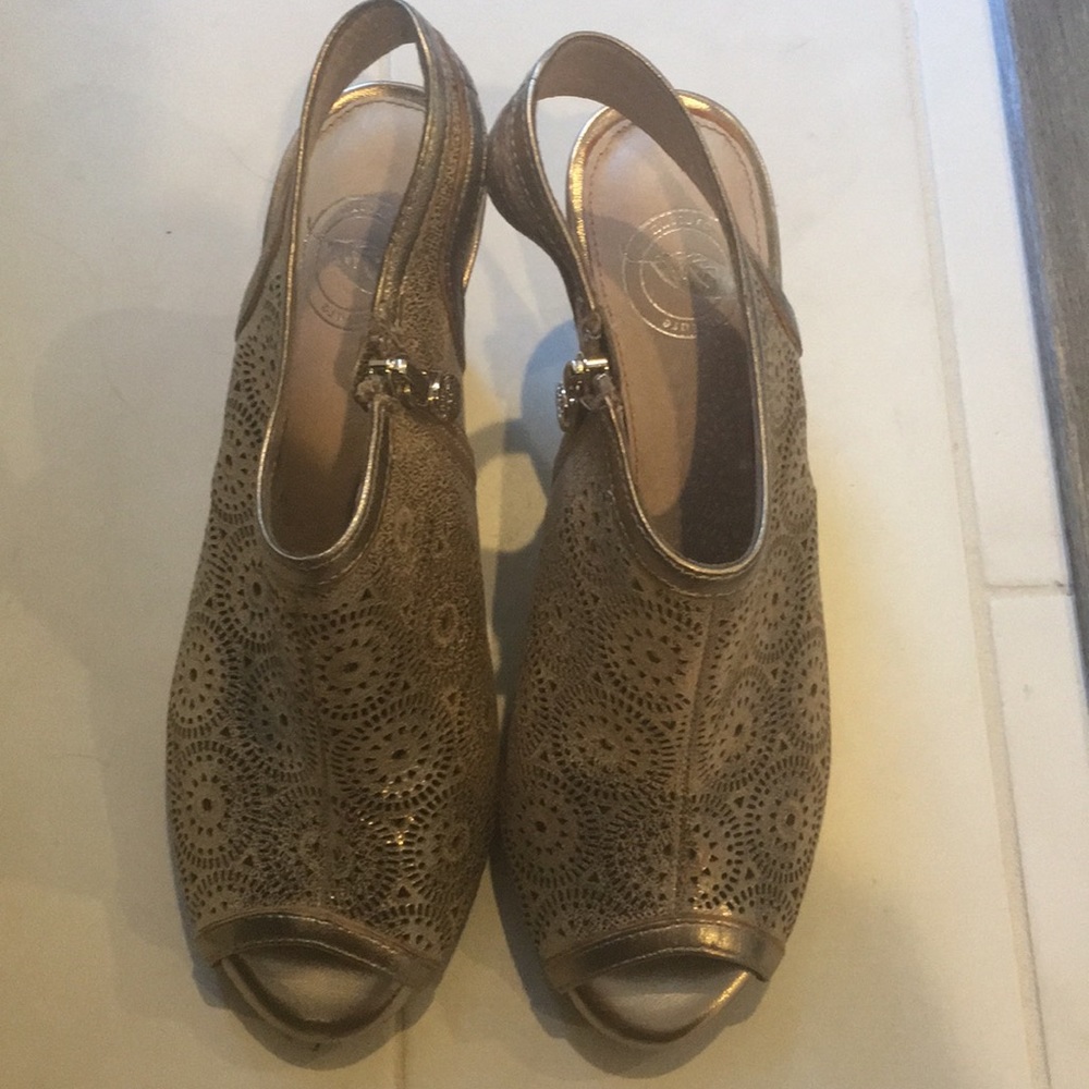 Nurture Shoes